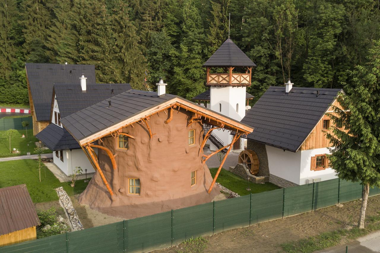 Rozpravkova Dedinka Villa Dolny Kubin Eksteriør bilde